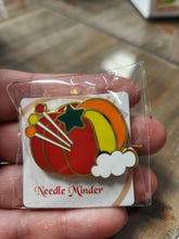 Metal Needle Minders